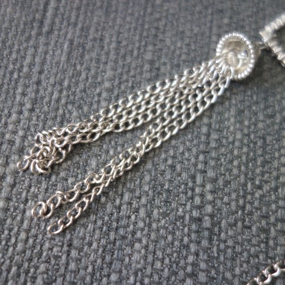 Metal Necklace with Trinkets! - Picture 3 of 8